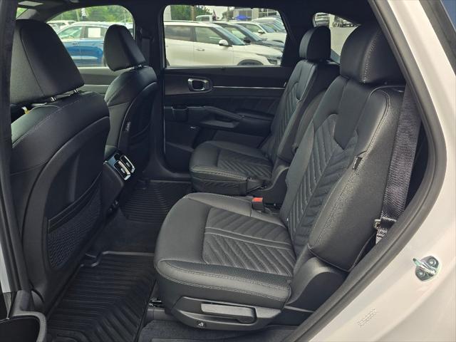 new 2025 Kia Sorento car, priced at $46,225