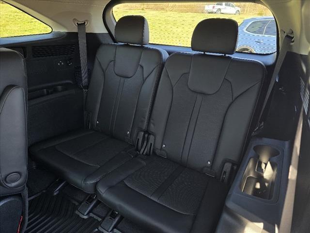 new 2025 Kia Sorento car, priced at $41,180