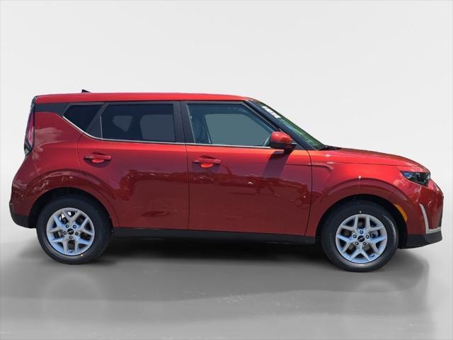 new 2025 Kia Soul car, priced at $21,860