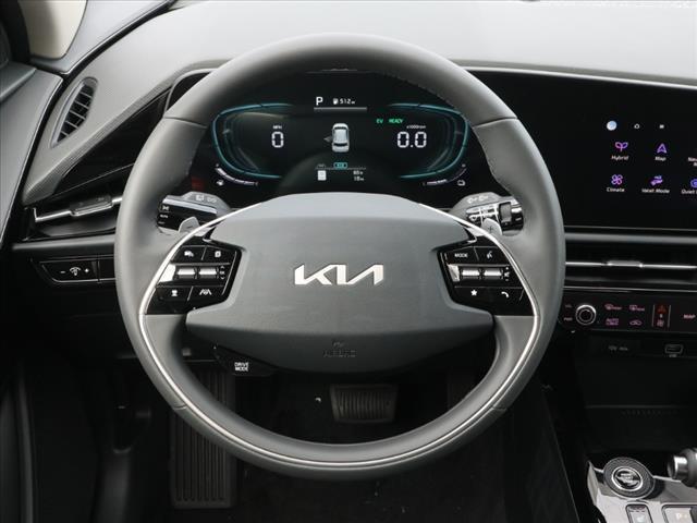 new 2025 Kia Niro car