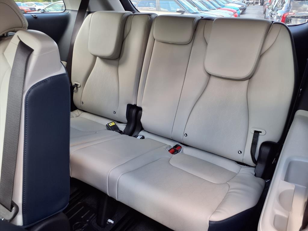 new 2026 Kia Carnival Hybrid car, priced at $48,499