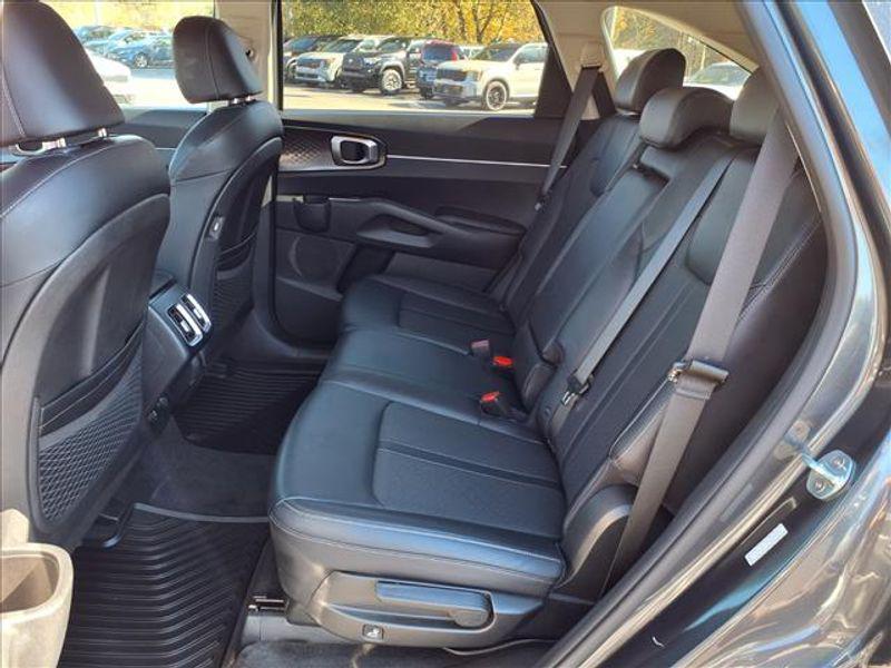 used 2021 Kia Sorento car, priced at $25,995