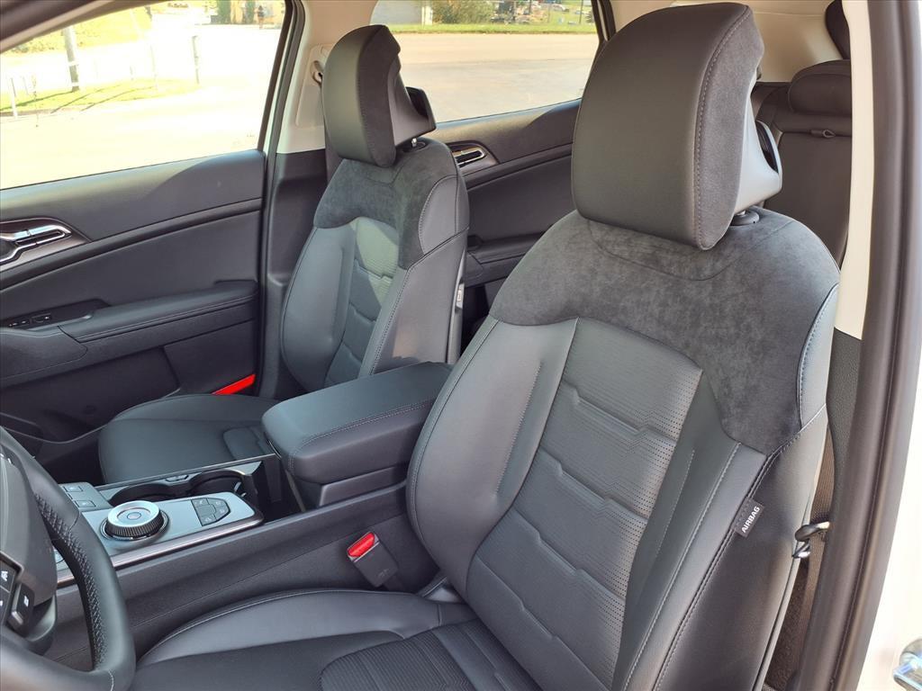 new 2026 Kia Sportage Hybrid car, priced at $40,476