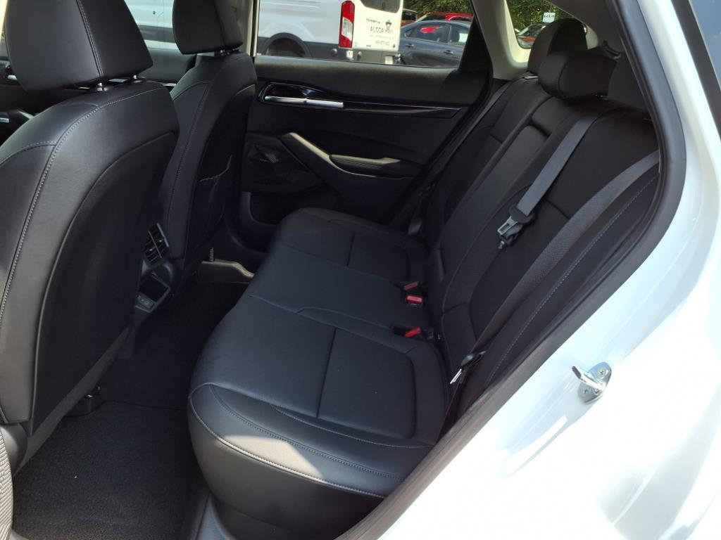 used 2024 Kia Seltos car, priced at $27,995