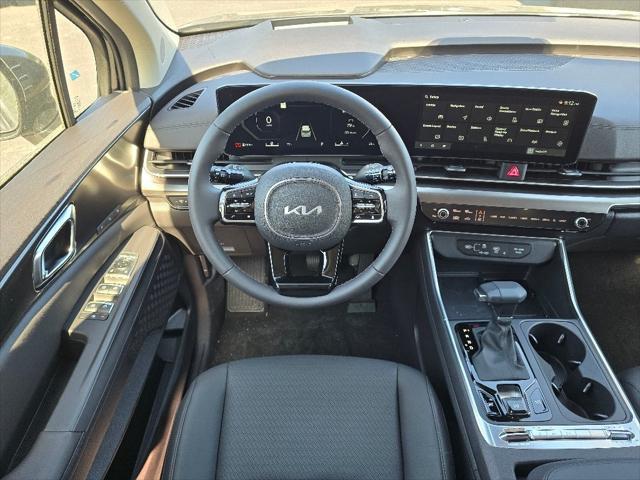 new 2025 Kia Carnival car, priced at $50,313