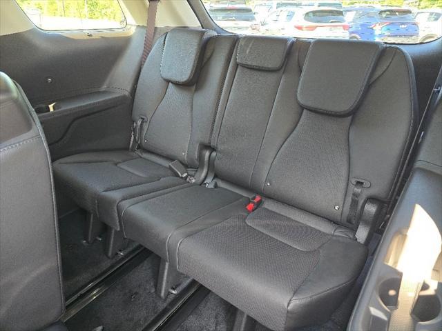 new 2025 Kia Carnival car, priced at $50,313