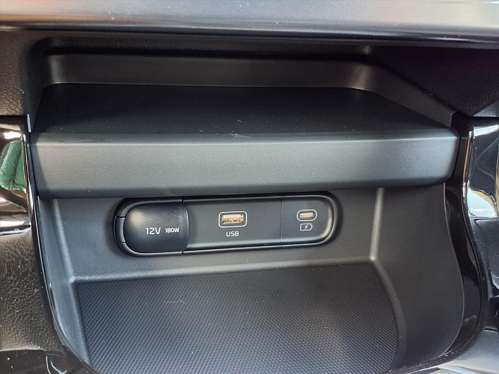 new 2026 Kia Seltos car, priced at $28,100