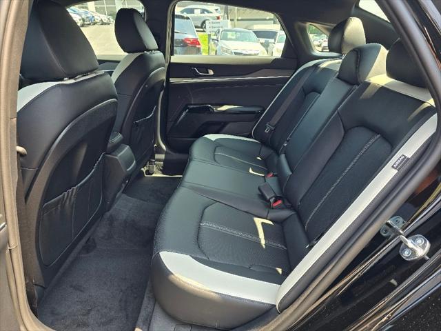 new 2025 Kia K5 car, priced at $28,132