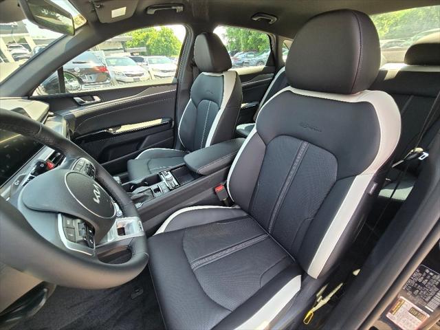 new 2025 Kia K5 car, priced at $28,132