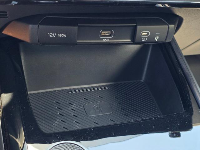 new 2025 Kia Niro car, priced at $32,381