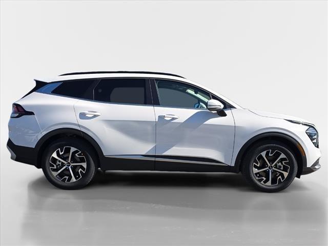 new 2025 Kia Sportage car, priced at $30,955