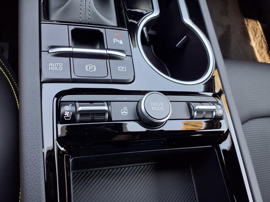 new 2026 Kia K5 car, priced at $40,170