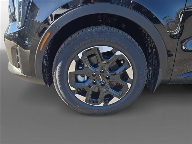 new 2025 Kia Sorento car, priced at $37,010