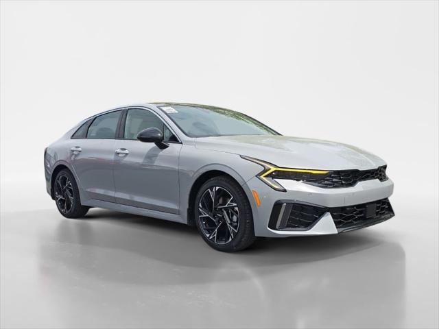 new 2025 Kia K5 car, priced at $32,354