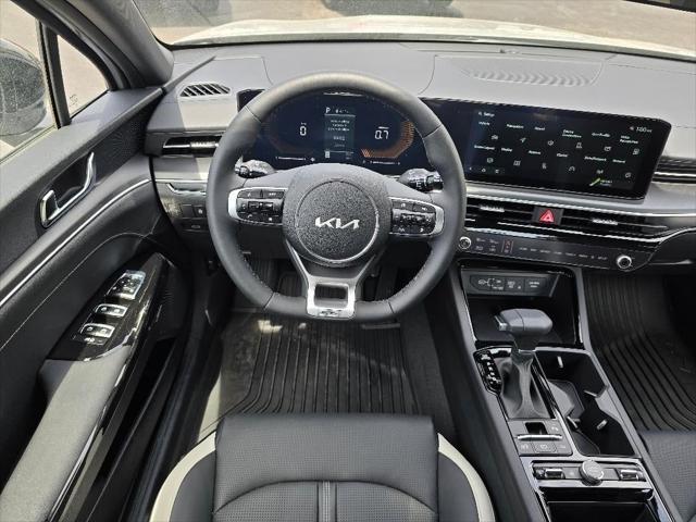 new 2025 Kia K5 car, priced at $32,354
