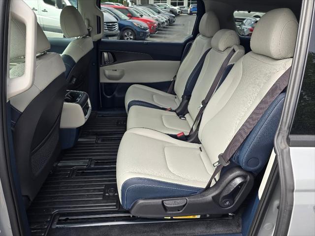 new 2025 Kia Carnival car, priced at $50,864