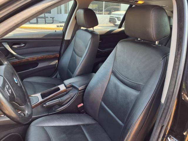 used 2009 BMW 328 car, priced at $12,995