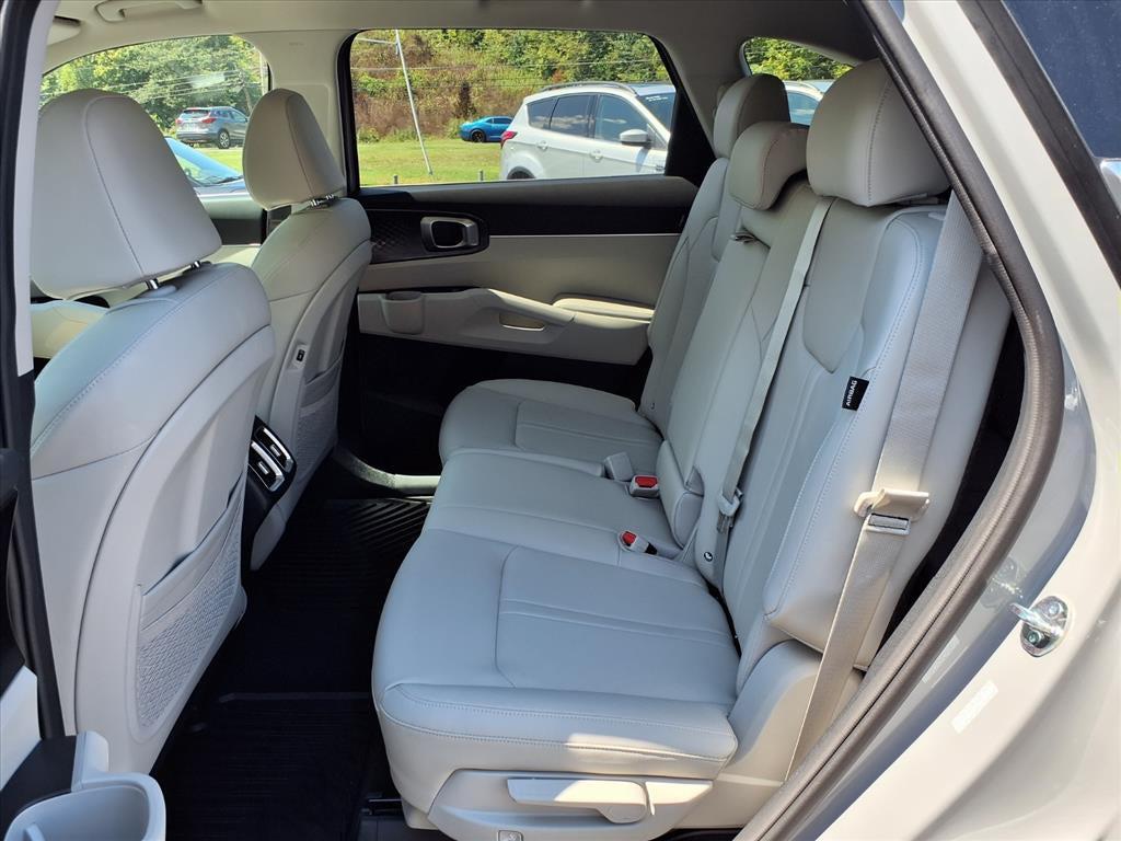 new 2026 Kia Sorento car, priced at $40,465