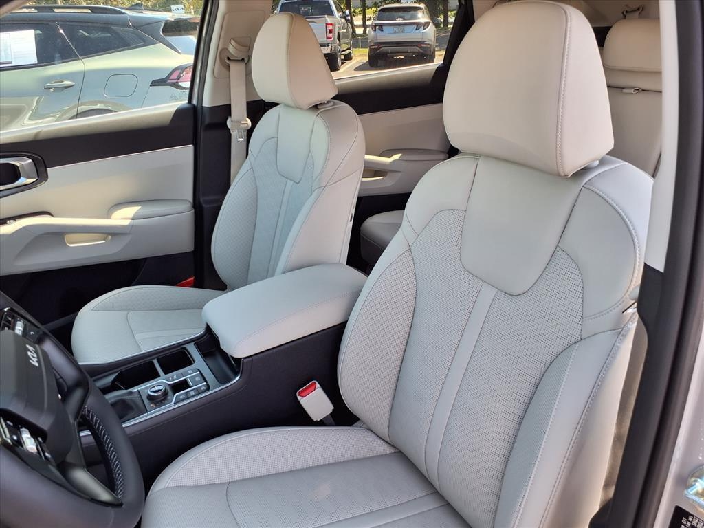 new 2026 Kia Sorento car, priced at $40,465