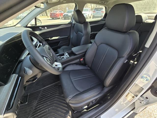 new 2025 Kia K5 car, priced at $34,825