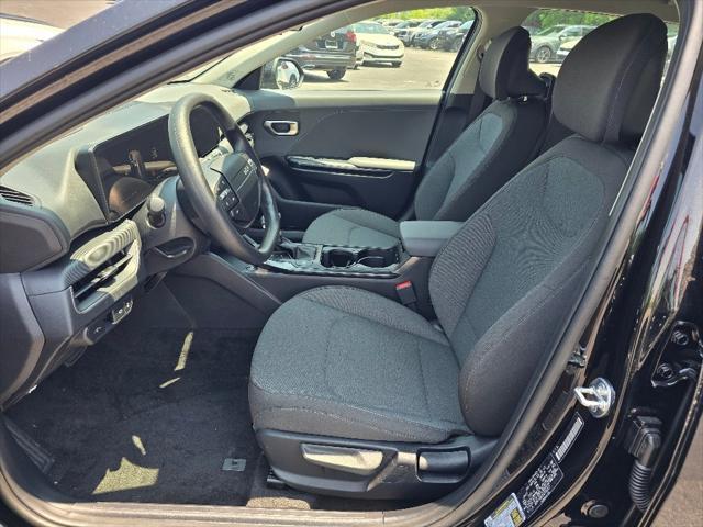 new 2025 Kia K4 car, priced at $23,182