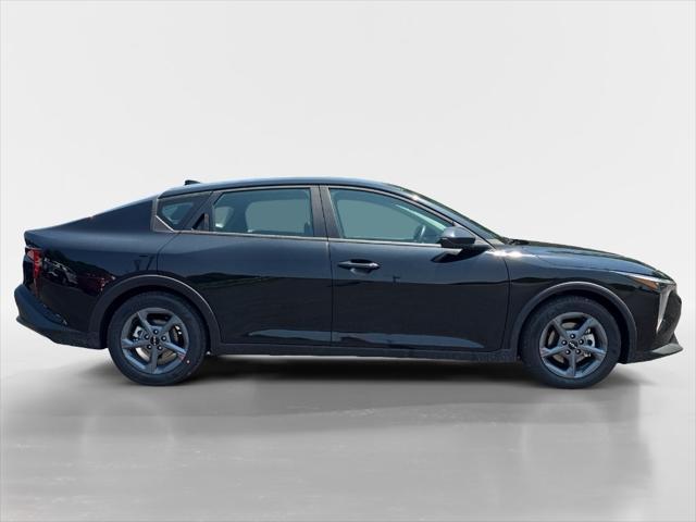 new 2025 Kia K4 car, priced at $23,182