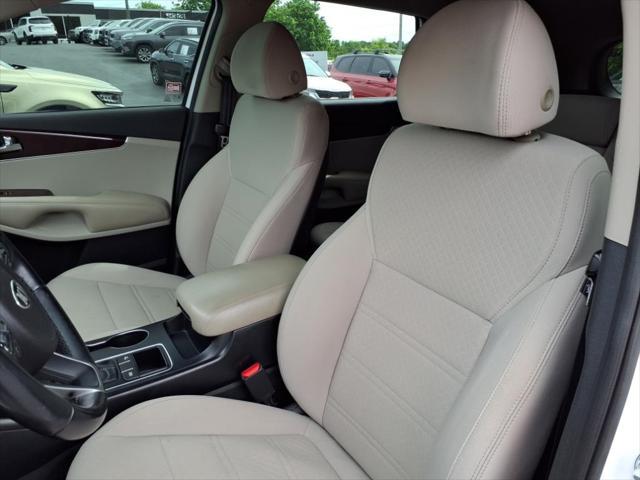 used 2018 Kia Sorento car, priced at $18,995