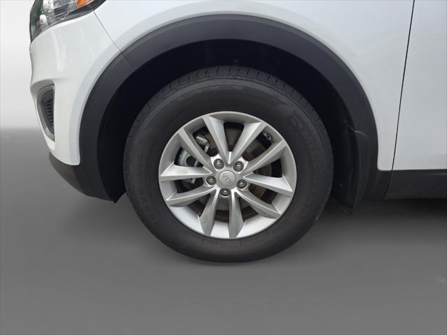 used 2018 Kia Sorento car, priced at $18,995