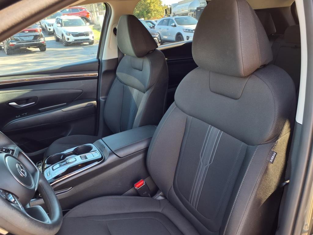 used 2024 Hyundai TUCSON Hybrid car, priced at $25,995