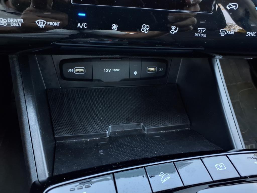 used 2024 Hyundai TUCSON Hybrid car, priced at $25,995