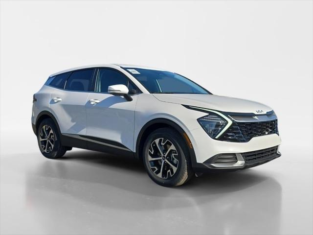 new 2025 Kia Sportage car, priced at $29,952