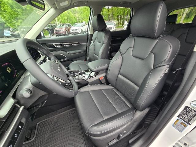 new 2025 Kia Telluride car, priced at $40,699