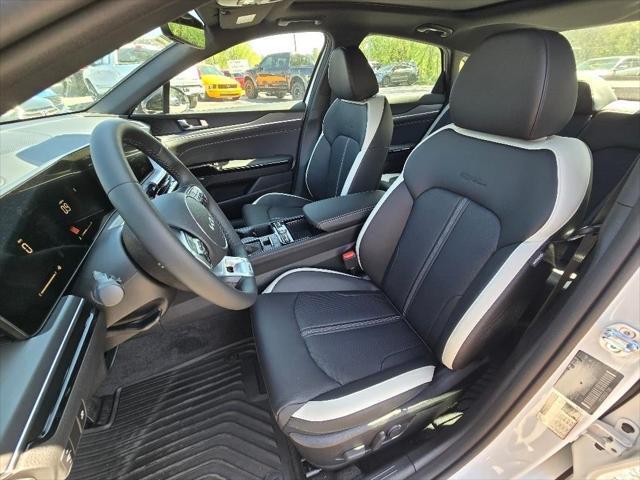 new 2025 Kia K5 car, priced at $33,995