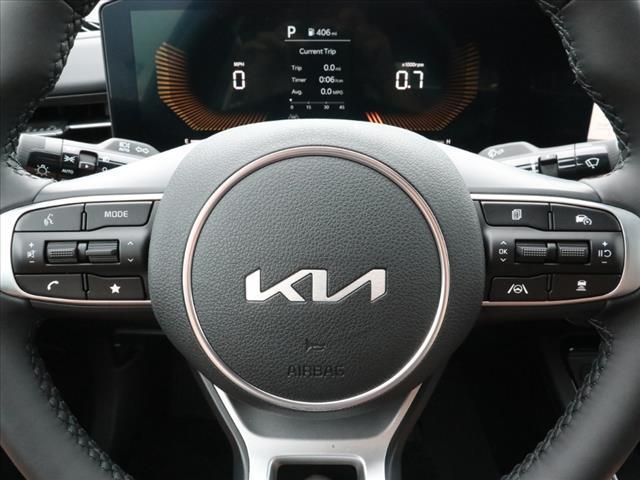 new 2025 Kia K5 car