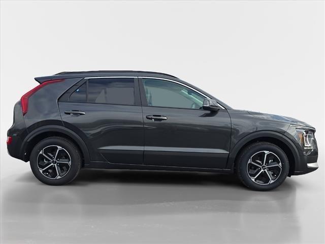 new 2025 Kia Niro car, priced at $30,115