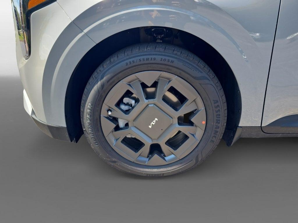 new 2026 Kia Carnival Hybrid car, priced at $43,647