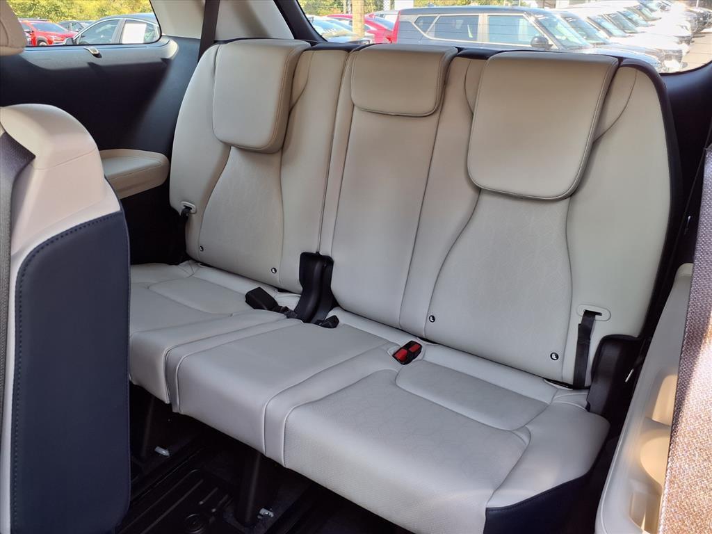 new 2026 Kia Carnival Hybrid car, priced at $43,647