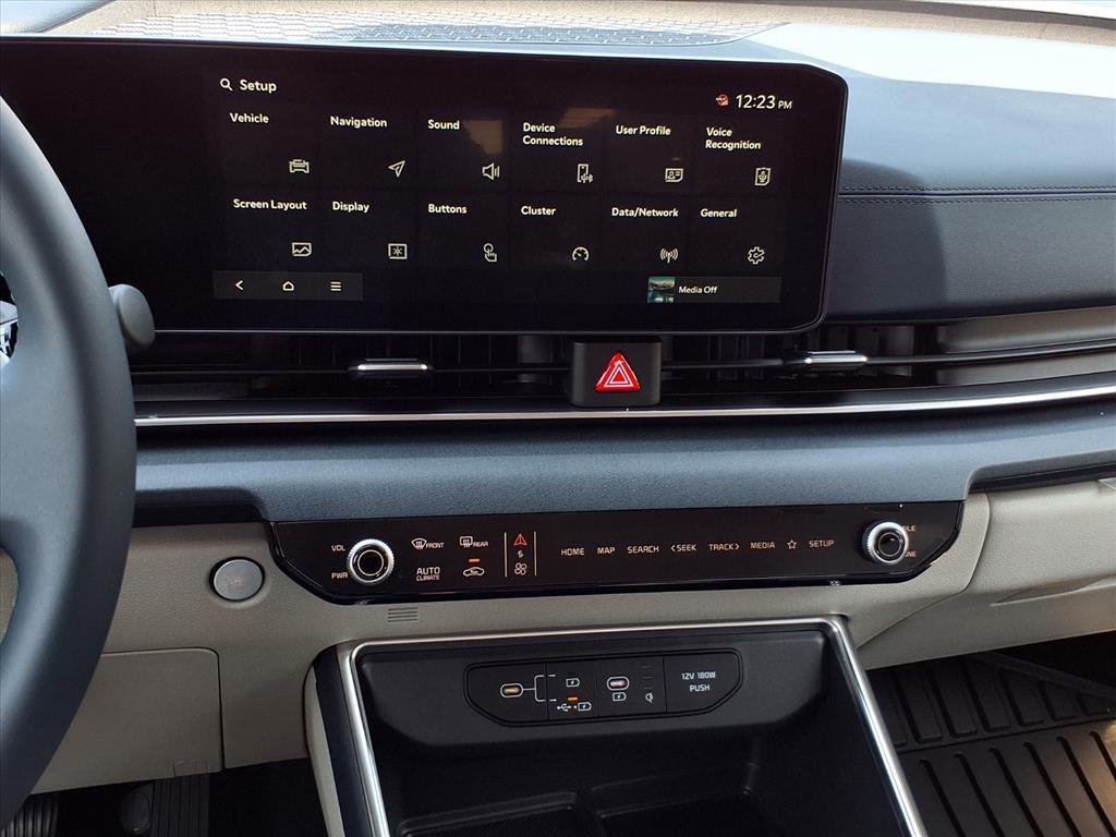 new 2026 Kia Carnival Hybrid car, priced at $43,647