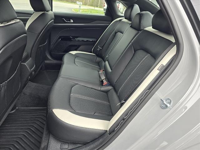 new 2025 Kia K5 car, priced at $30,425
