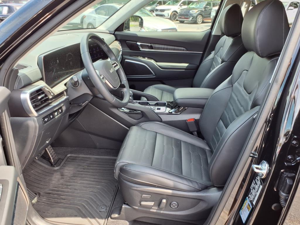 used 2025 Kia Telluride car, priced at $49,995