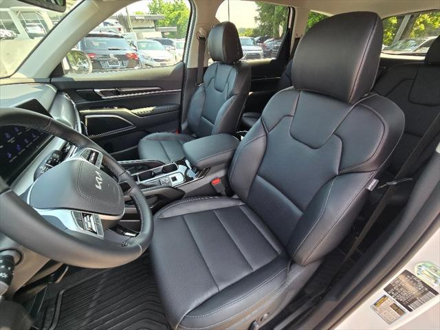 new 2025 Kia Telluride car, priced at $41,824