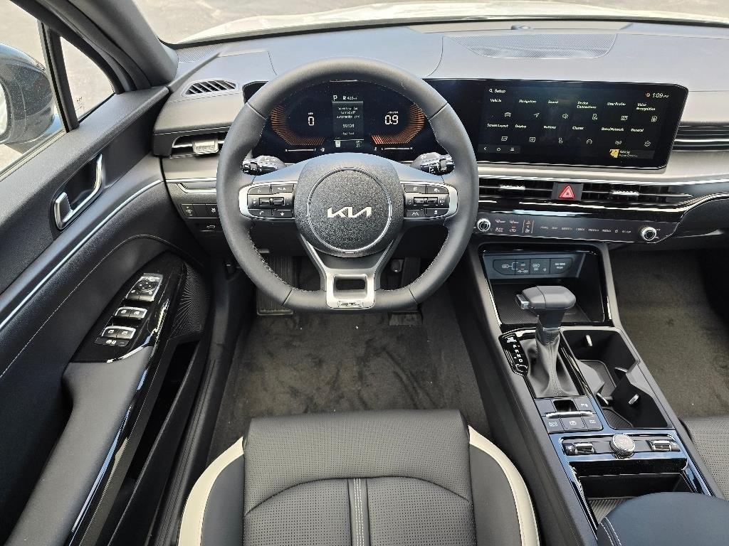 new 2025 Kia K5 car, priced at $28,602