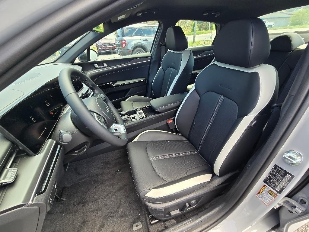 new 2025 Kia K5 car, priced at $28,602