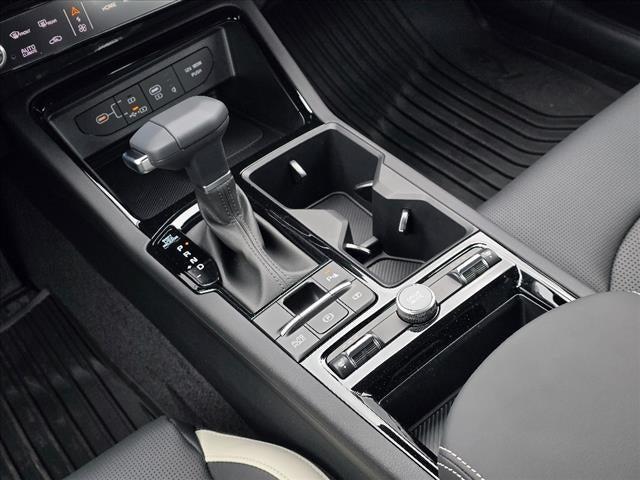new 2025 Kia K5 car, priced at $30,425