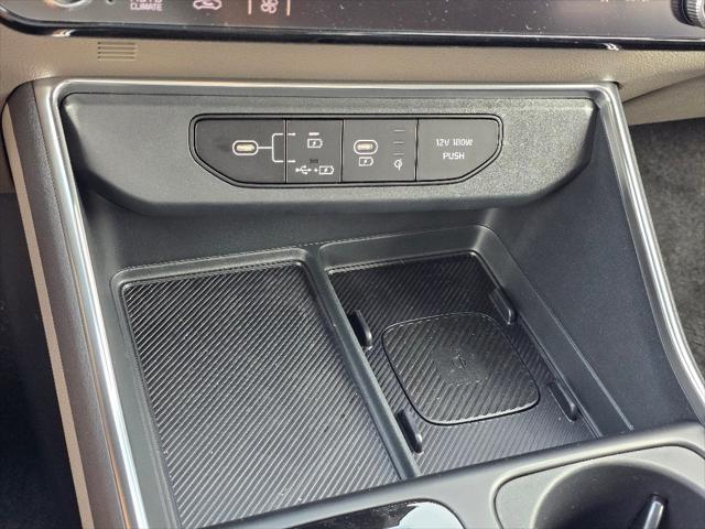 new 2025 Kia Carnival Hybrid car, priced at $43,772