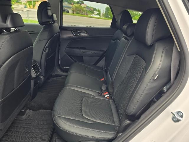 new 2026 Kia Sportage car, priced at $31,332