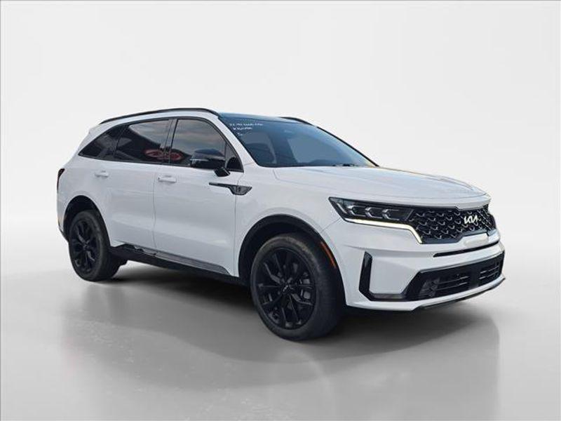 used 2022 Kia Sorento car, priced at $29,995