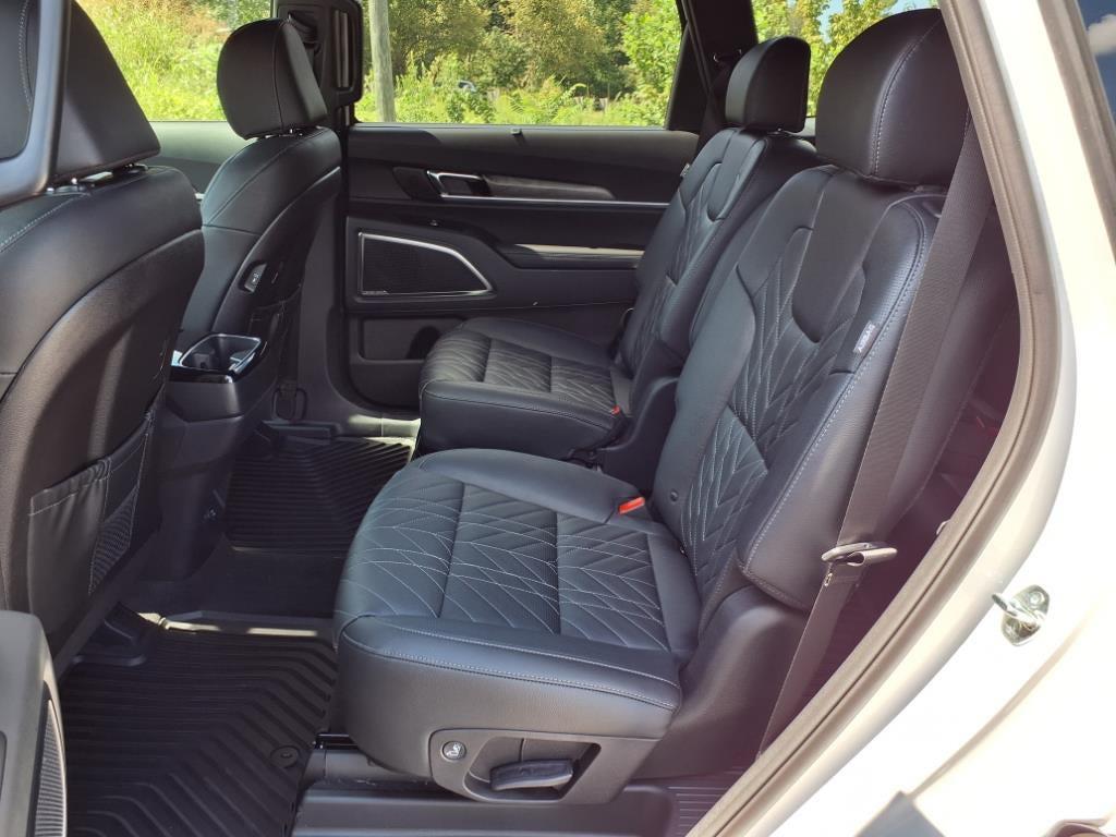 new 2025 Kia Telluride car, priced at $49,998