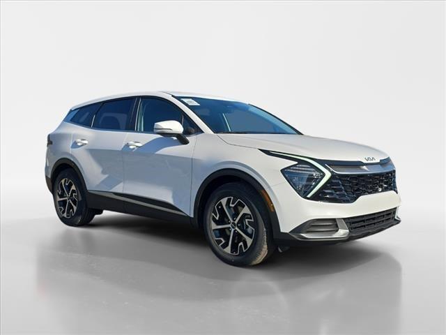 new 2025 Kia Sportage car, priced at $29,195