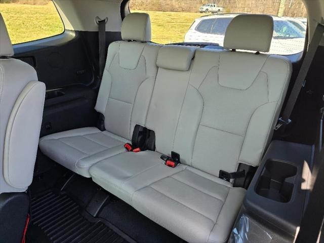 new 2025 Kia Telluride car, priced at $42,380